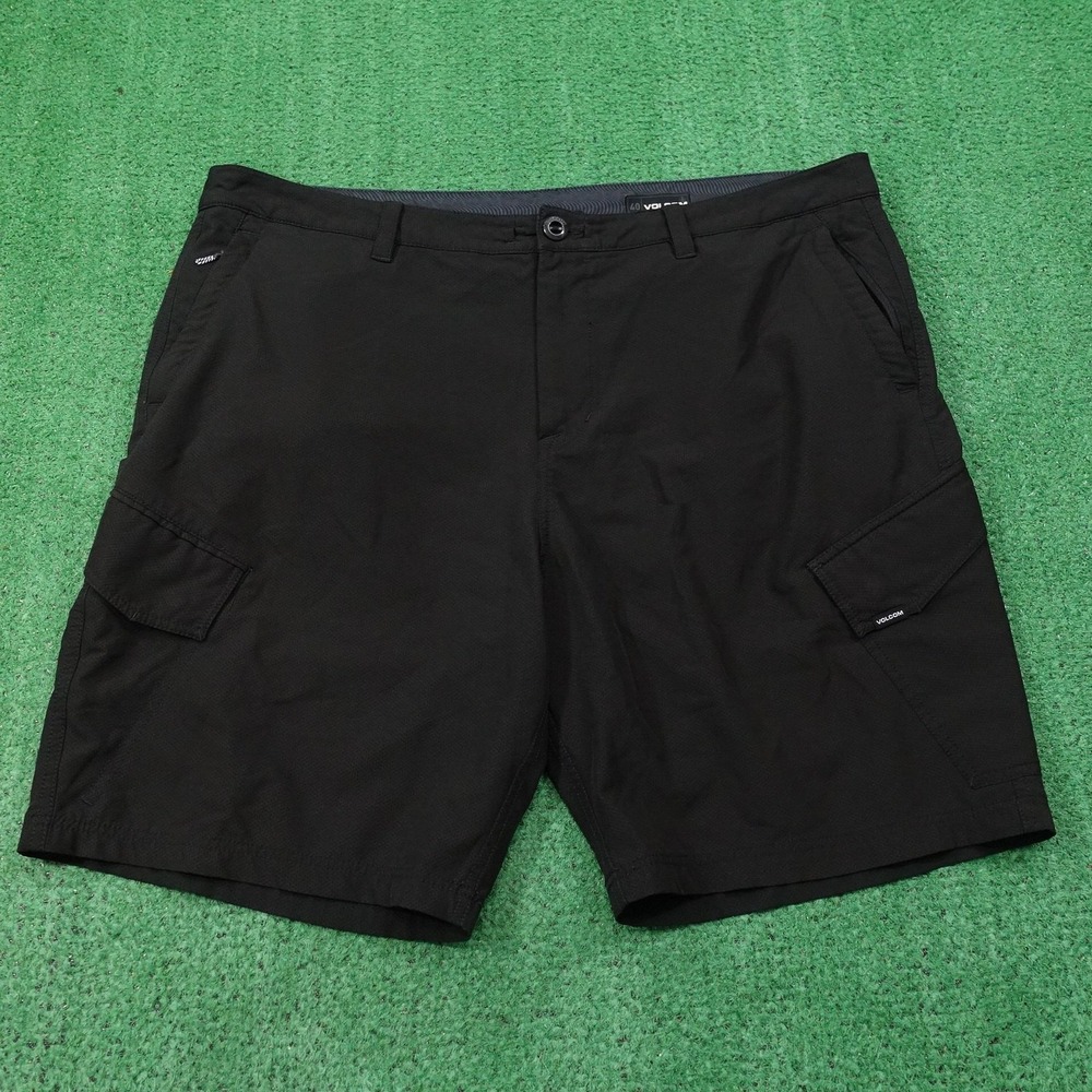 Volcom Shorts Mens 40 Black Cargo Hybrid Microfiber Stretch Surf & Turf